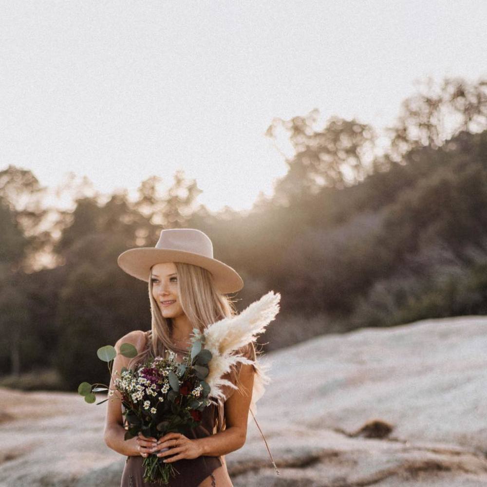 Meet your Posher, Isabella